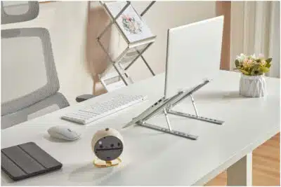 Manhattan Soporte ergonómico, plegable en siete posiciones, para laptops y otros dispositivos de hasta 15.6" y 5 kg (11 lbs.), ligero, aluminio de alta calidad, ventilado, color plateado - Imagen 3