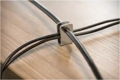 Kensington Cabndado de Seguridad para Computadora de Escritorio y Perifericos - Imagen 5