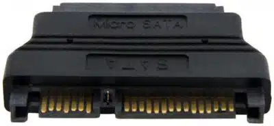 StarTech.com Adaptador Micro SATA 16 Pines a SATA Datos y Poder 15 Pines + 7 Pines - Negro - Imagen 3