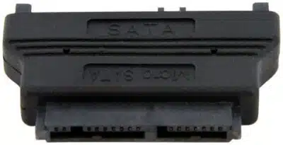 StarTech.com Adaptador Micro SATA 16 Pines a SATA Datos y Poder 15 Pines + 7 Pines - Negro - Imagen 4