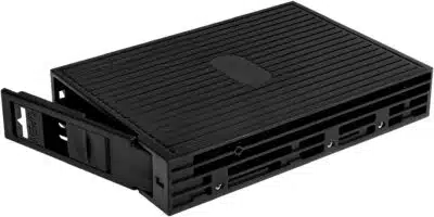 StarTech.com Convertidor de Disco Duro SATA SAS de 2.5" Pulgadas a SATA de 3.5"- Plástico - Imagen 2